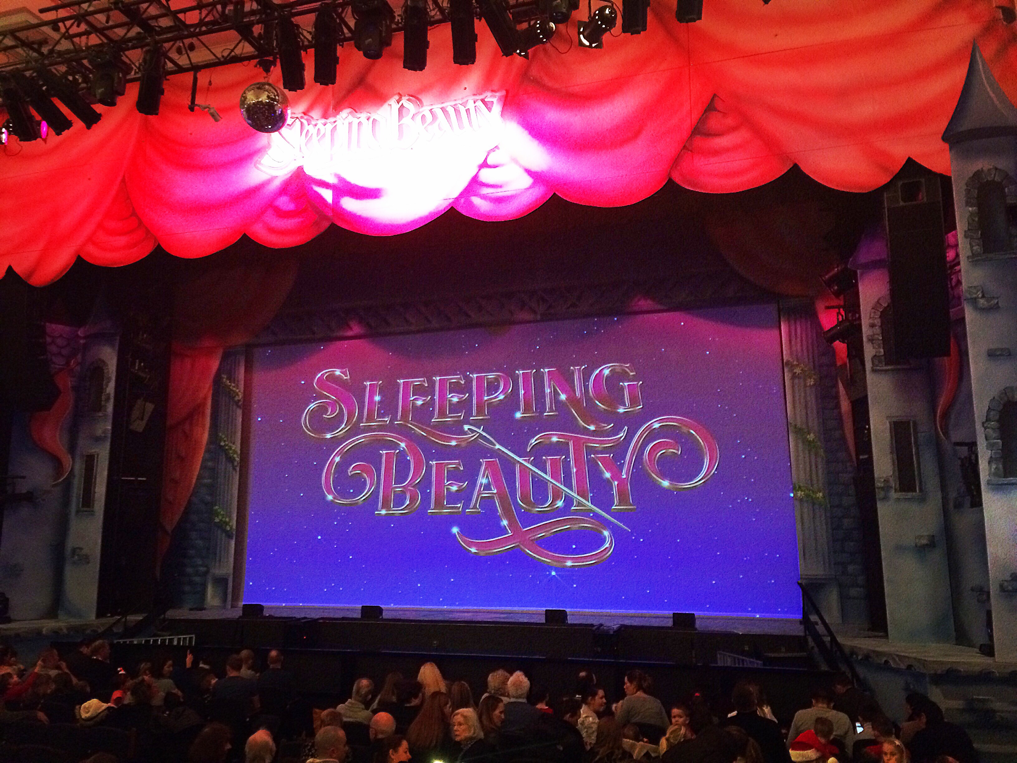 Review Sleeping Beauty Pantomime At Assembly Hall Theatre Jugglingonrollerskates